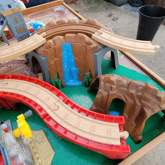 Wood Train Set - Picture 10 of 15